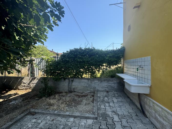 Image No.44-2 Bed Townhouse for sale