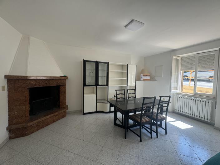 Image No.6-2 Bed Townhouse for sale