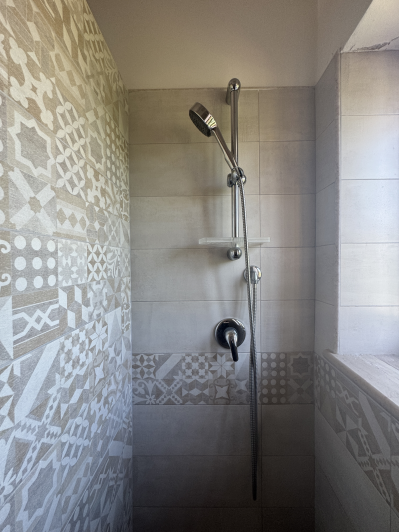 Image No.9-2 Bed Townhouse for sale