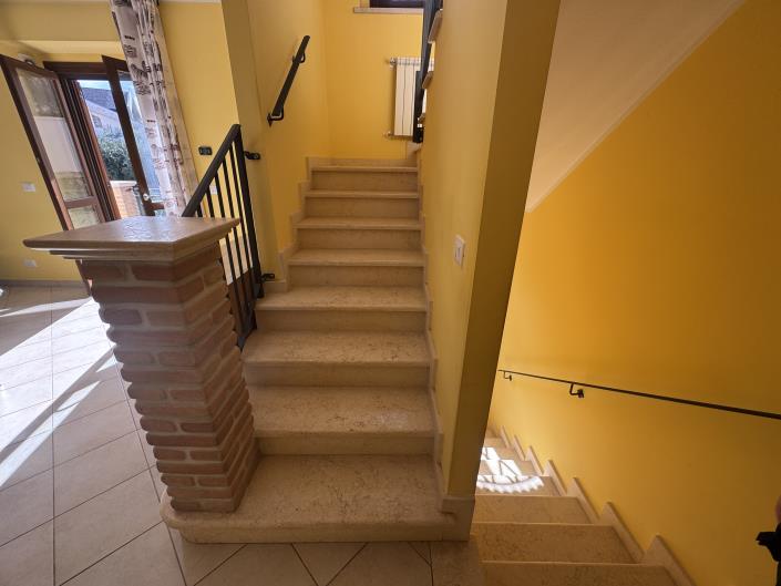 Image No.16-2 Bed House for sale