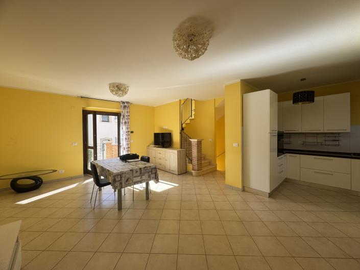 Image No.7-2 Bed House for sale