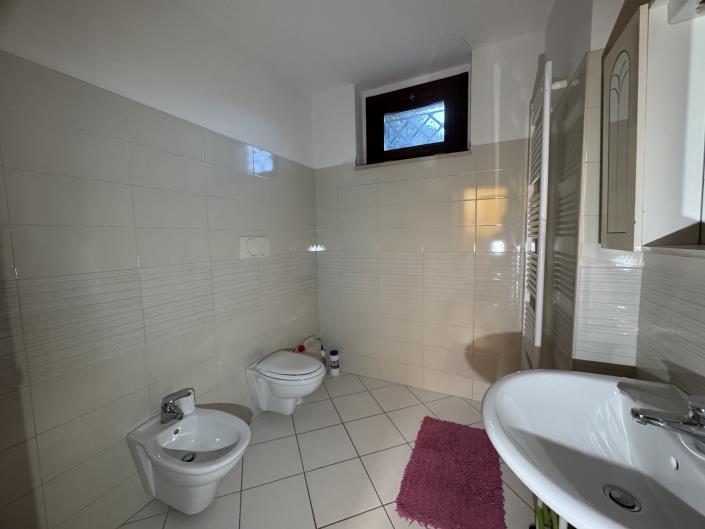 Image No.38-2 Bed House for sale