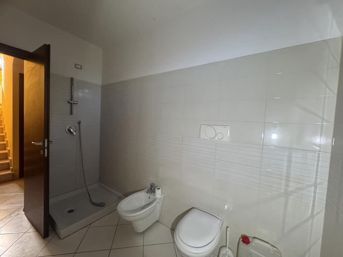 Image No.39-2 Bed House for sale