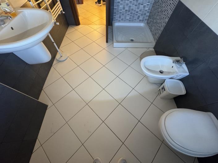 Image No.31-2 Bed House for sale