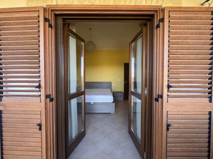 Image No.46-2 Bed House for sale