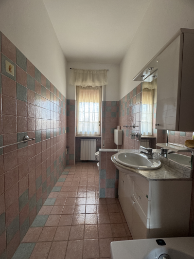 Image No.30-6 Bed Villa / Detached for sale