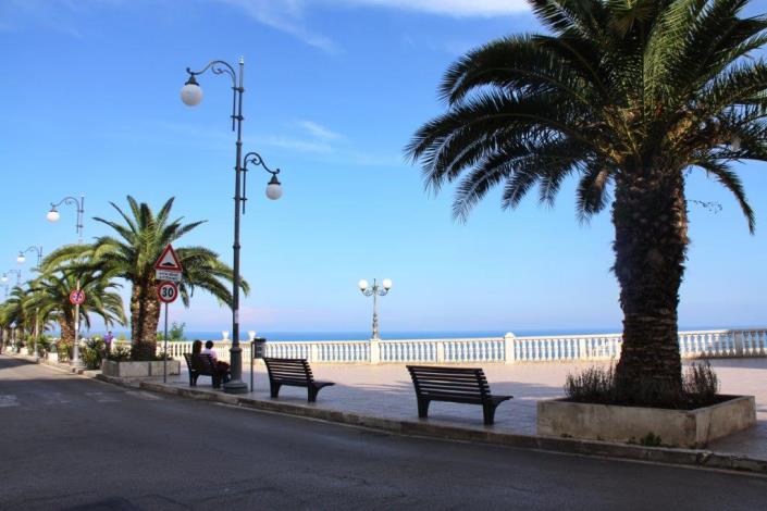 Image No.60-6 Bed Villa / Detached for sale