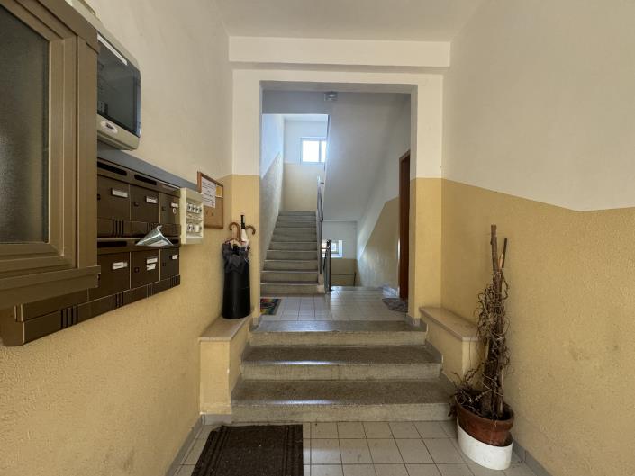 Image No.3-3 Bed Apartment for sale