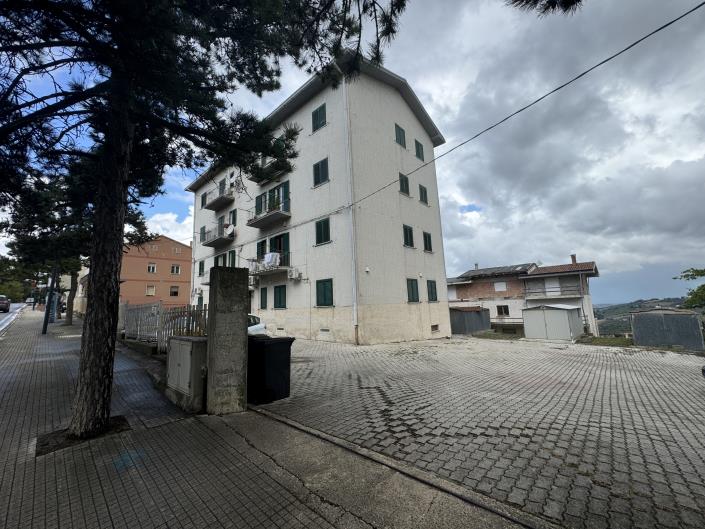 Image No.1-3 Bed Apartment for sale