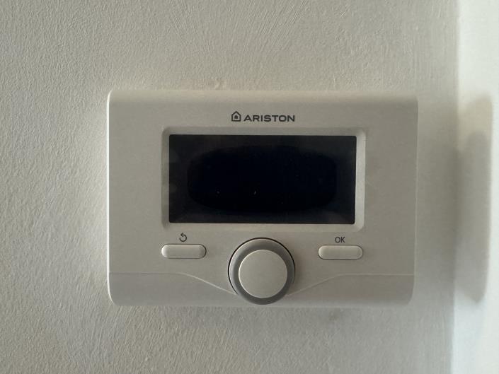 Image No.32-2 Bed Apartment for sale