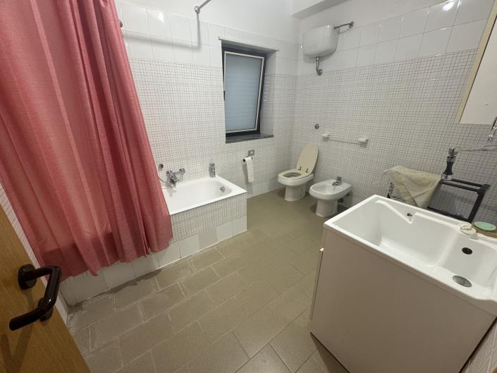 Image No.16-Apartment for sale