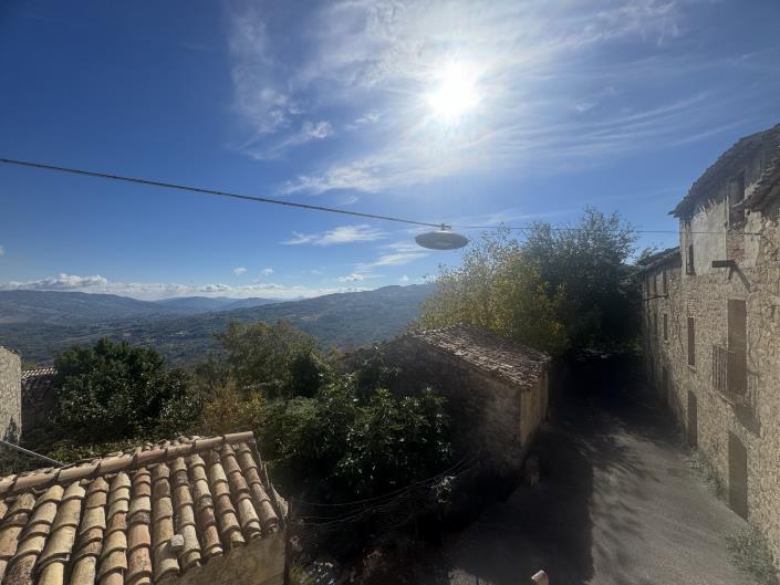 Image No.5-2 Bed Townhouse for sale