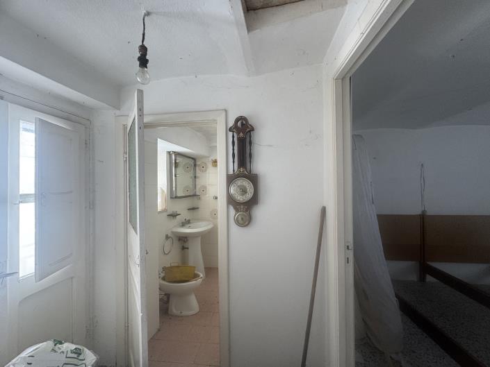 Image No.15-2 Bed Townhouse for sale