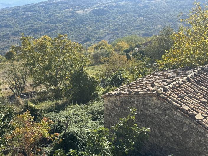 Image No.17-2 Bed Townhouse for sale