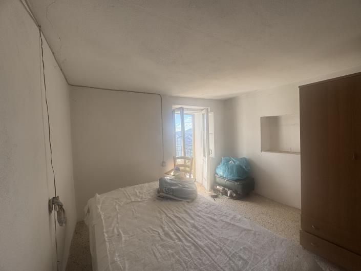 Image No.22-2 Bed Townhouse for sale