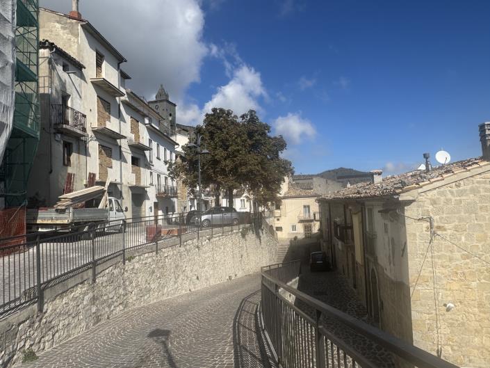 Image No.49-2 Bed Townhouse for sale