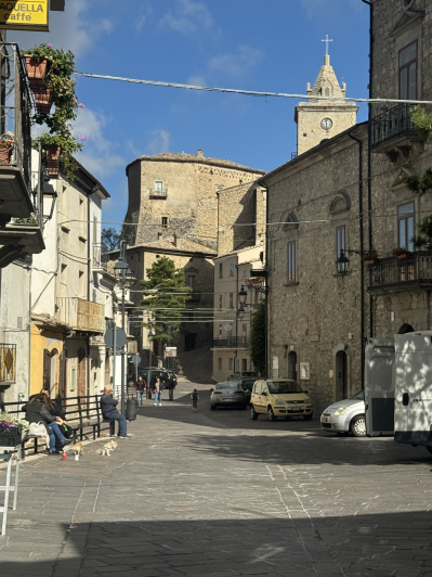 Image No.52-2 Bed Townhouse for sale