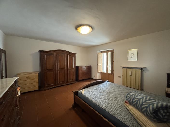 Image No.7-2 Bed Townhouse for sale