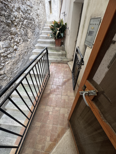 Image No.45-2 Bed Townhouse for sale