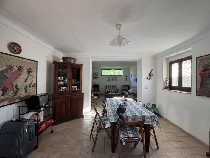 Image No.13-2 Bed Farmhouse for sale