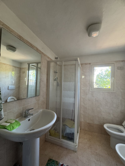 Image No.21-2 Bed Farmhouse for sale