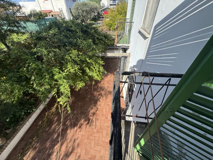 Image No.31-2 Bed Farmhouse for sale