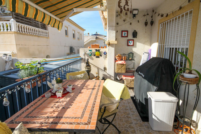 Image No.5-3 Bed House for sale