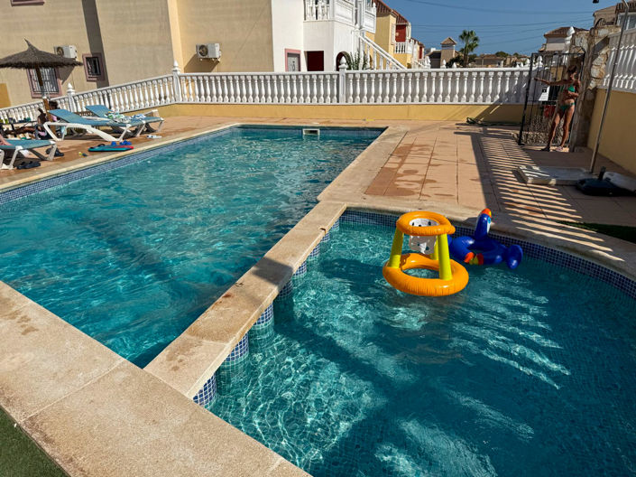 Image No.29-4 Bed Apartment for sale