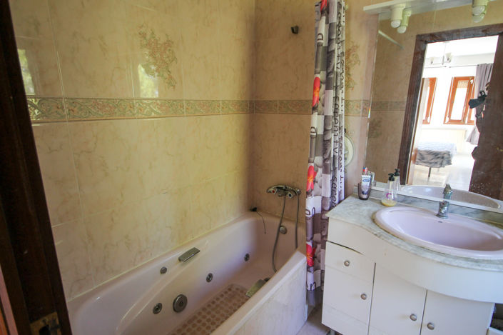 Image No.23-5 Bed Villa for sale