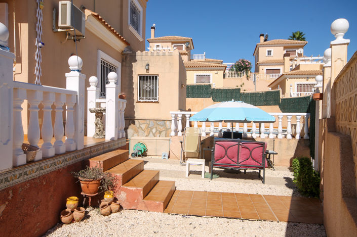 Image No.19-2 Bed House for sale