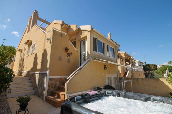 Image No.1-2 Bed Villa for sale