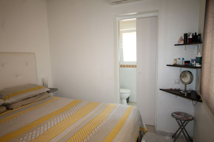 Image No.17-2 Bed Villa for sale