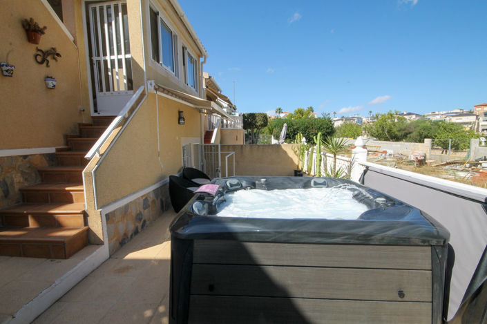 Image No.24-2 Bed Villa for sale