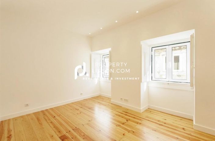 Image No.4-4 Bed Apartment for sale