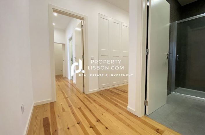 Image No.10-3 Bed Apartment for sale