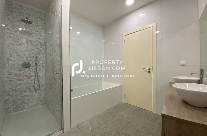 Image No.15-3 Bed Apartment for sale