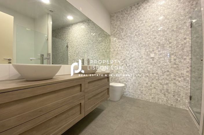 Image No.14-3 Bed Apartment for sale