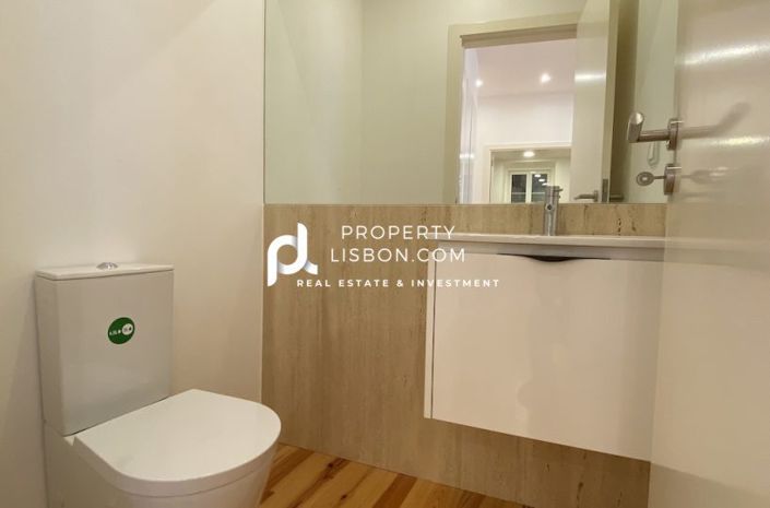 Image No.8-3 Bed Apartment for sale