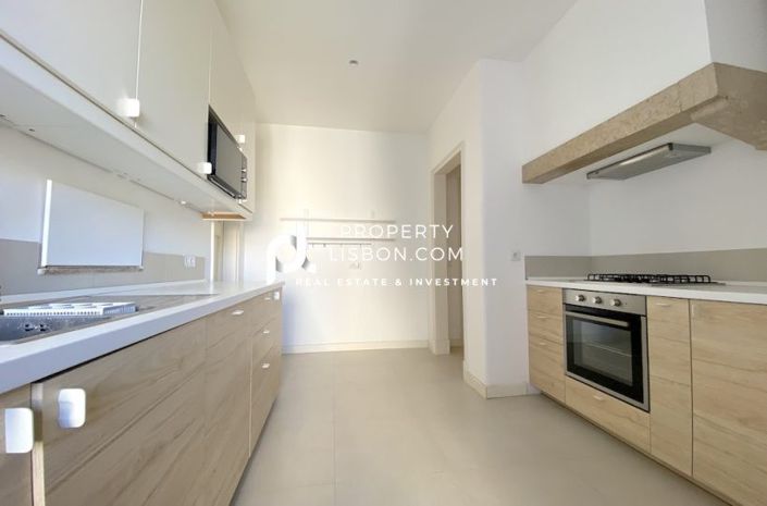 Image No.16-4 Bed Apartment for sale