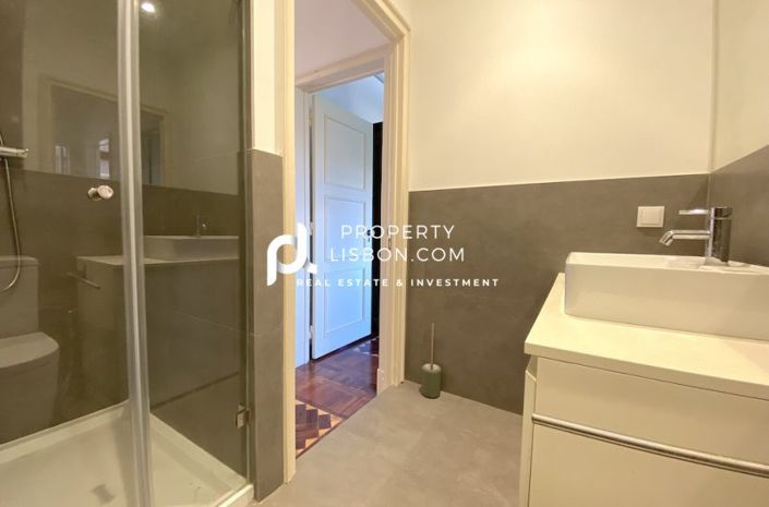 Image No.4-4 Bed Apartment for sale