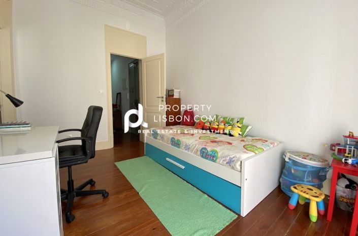 Image No.11-4 Bed Apartment for sale