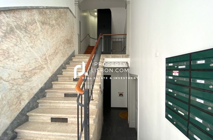 Image No.2-4 Bed Apartment for sale