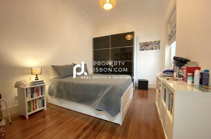 Image No.20-4 Bed Apartment for sale