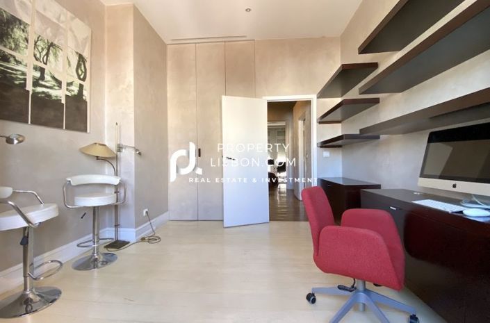 Image No.17-5 Bed Apartment for sale