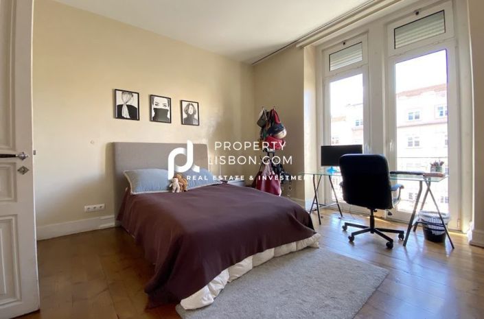 Image No.20-5 Bed Apartment for sale