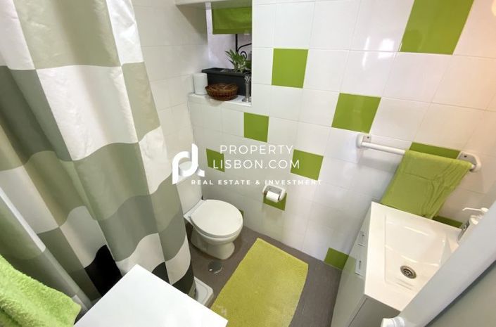 Image No.12-3 Bed Apartment for sale