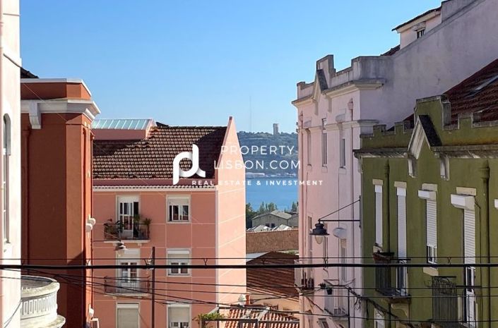 Image No.19-3 Bed Apartment for sale