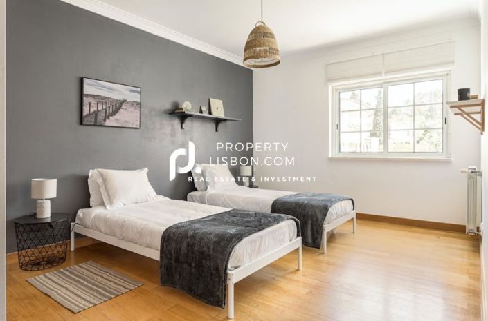 Image No.12-4 Bed Villa for sale