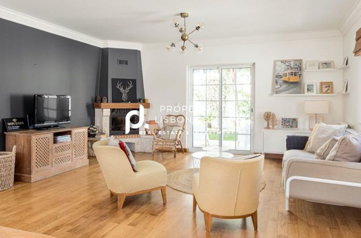 Image No.3-4 Bed Villa for sale