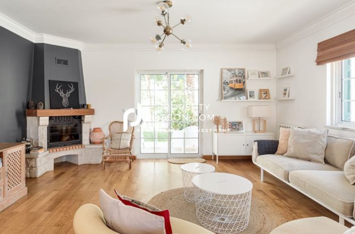 Image No.4-4 Bed Villa for sale